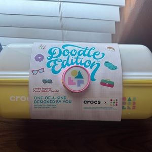 Special addition CROCS Caboodle case